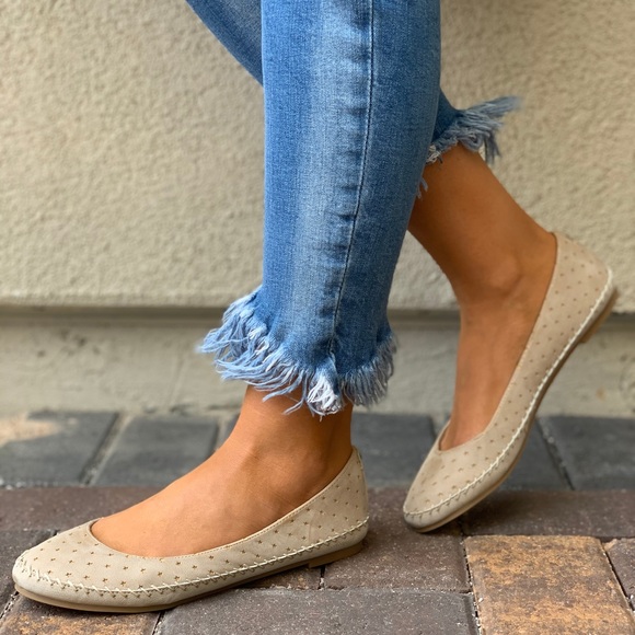 Cream Embossed Stitched Distressed Ballet Flats - Picture 7 of 7